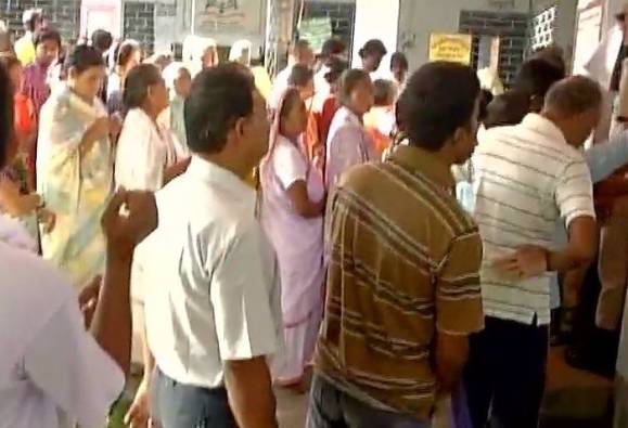 pollingunderwayforfinalphaseofassemblyelectionsinwestbengal